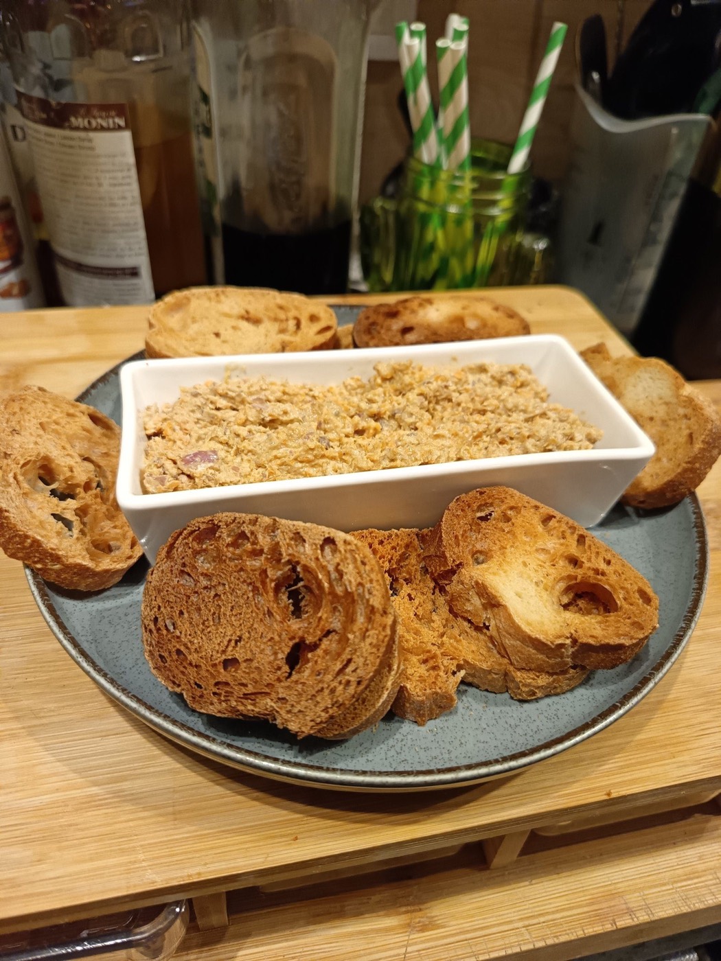 Rillettes de sardine et croûtons